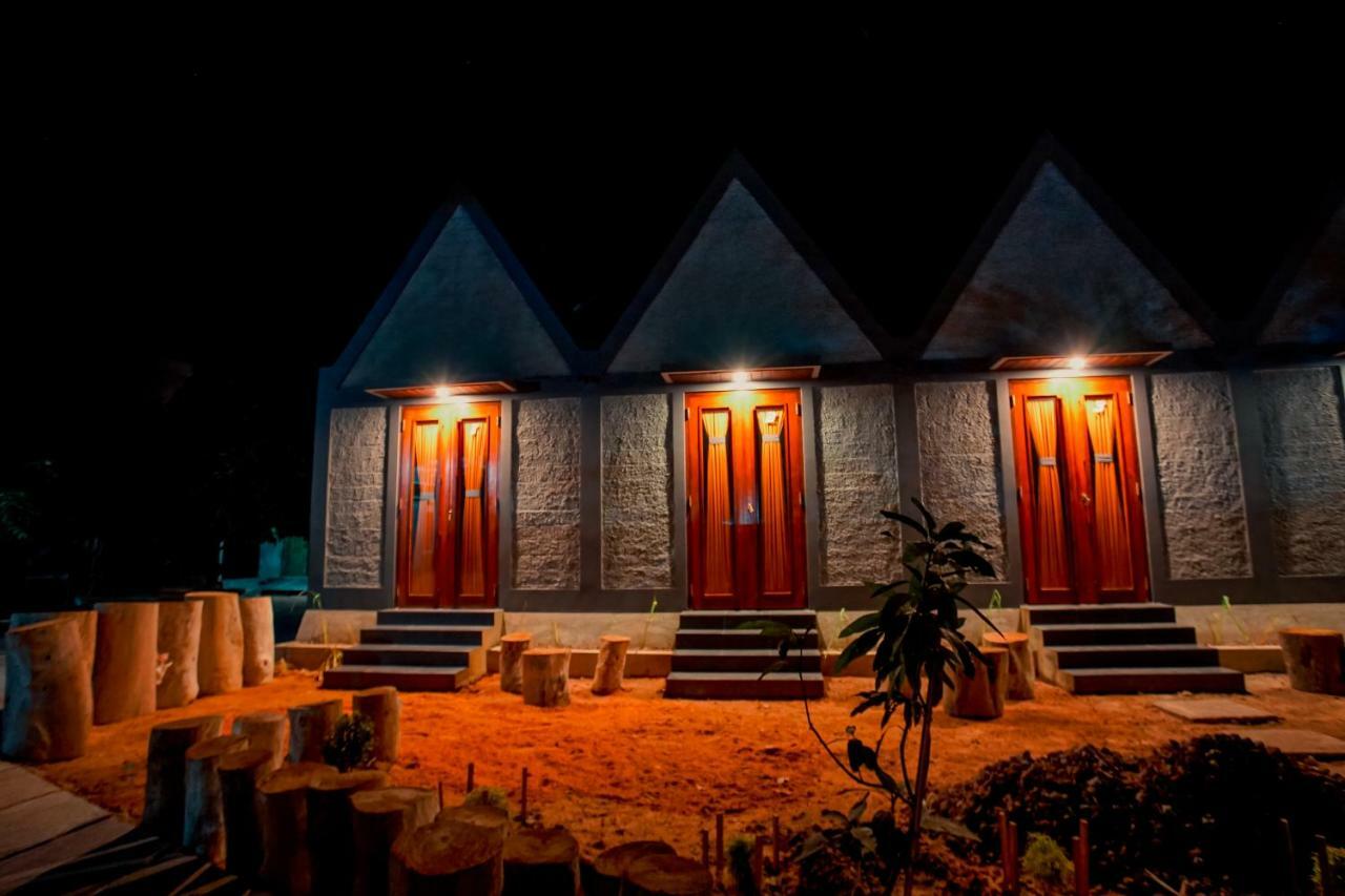 E2 Guest House Каримунджава Экстерьер фото